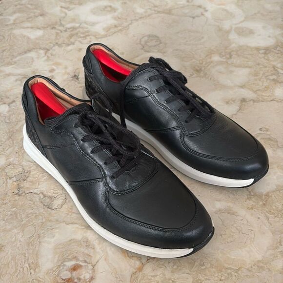 Clarks Un Rio Sprint Leather Walking Shoes - Picture 2 of 15